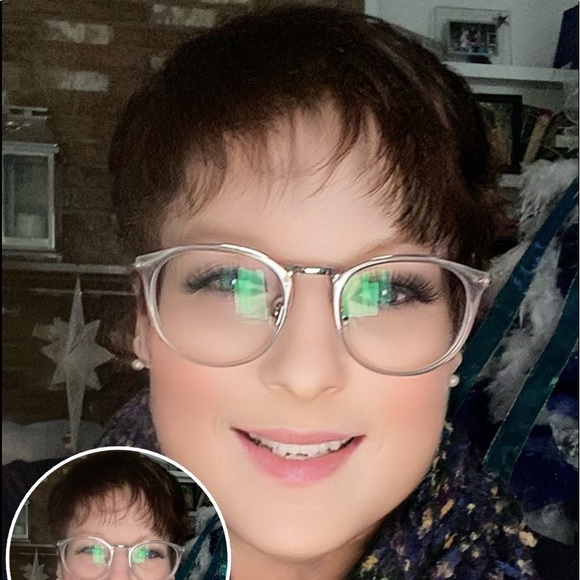 Meet your Posher, Sheila NO reasonable offer refused! All must go! - Picture 1 of 3